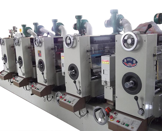 不干膠印刷設(shè)備